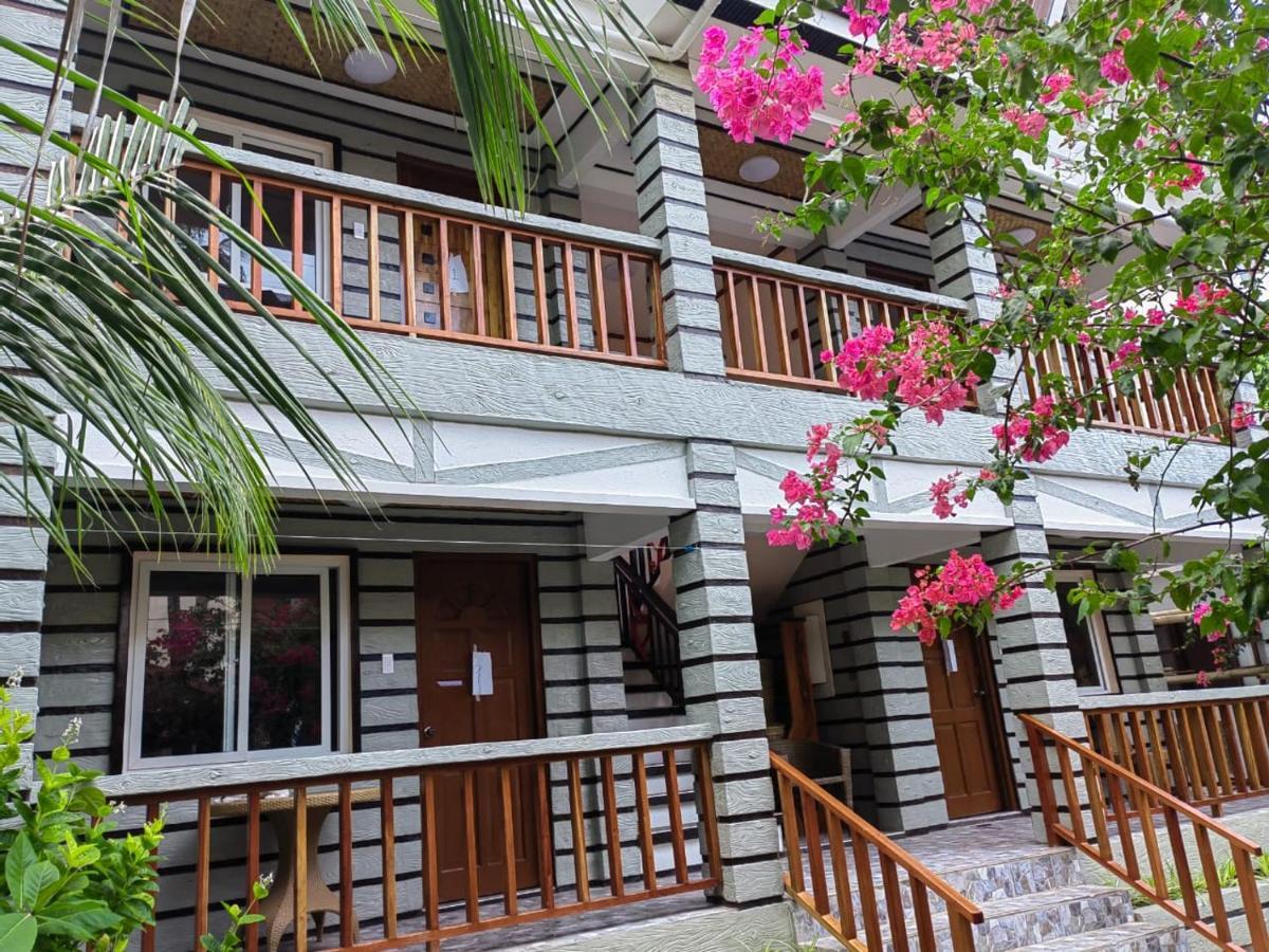 Nigi Nigi Too Beach Resort Balabag  Exterior photo